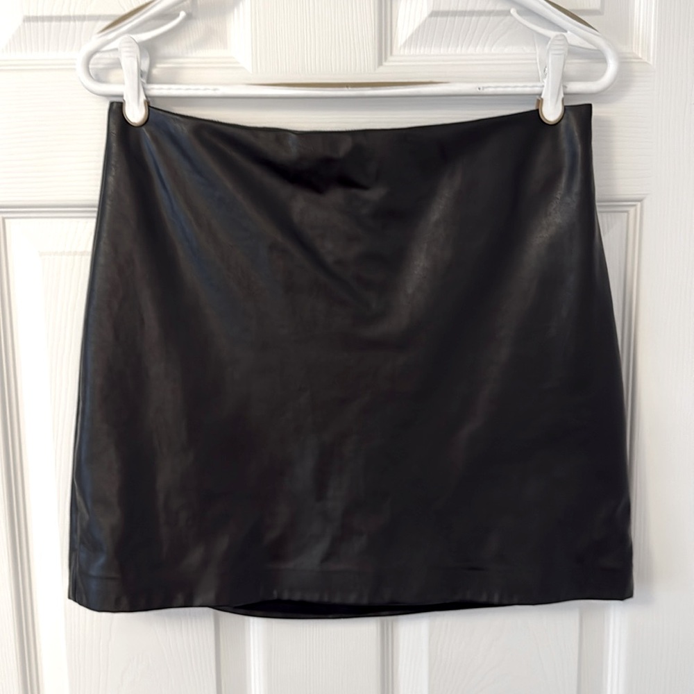 Wilfred Vegan Leather Miniskirt